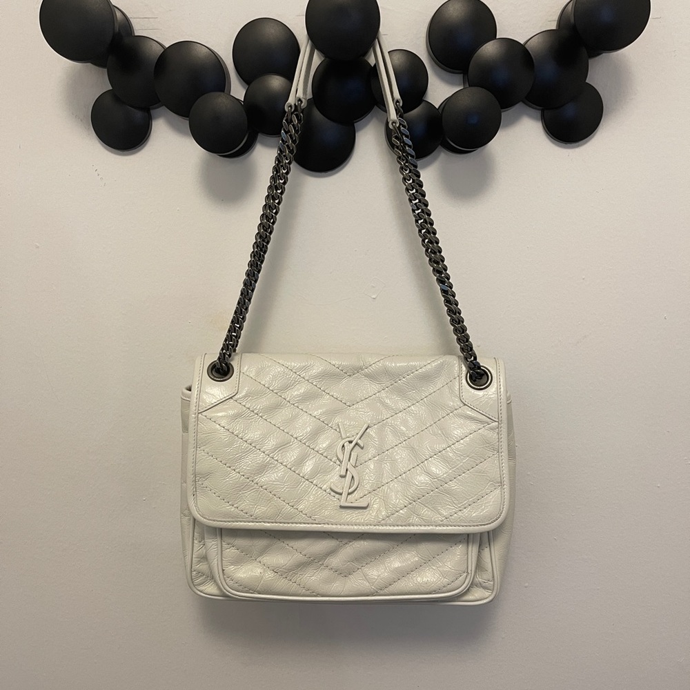 Saint Laurent medium Nikki in white